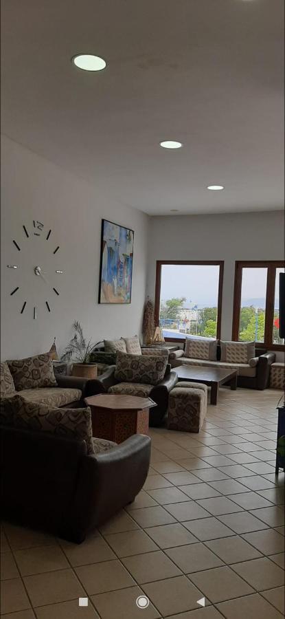 Studio Avec Piscine De Luxe Cabo Negro Kültér fotó