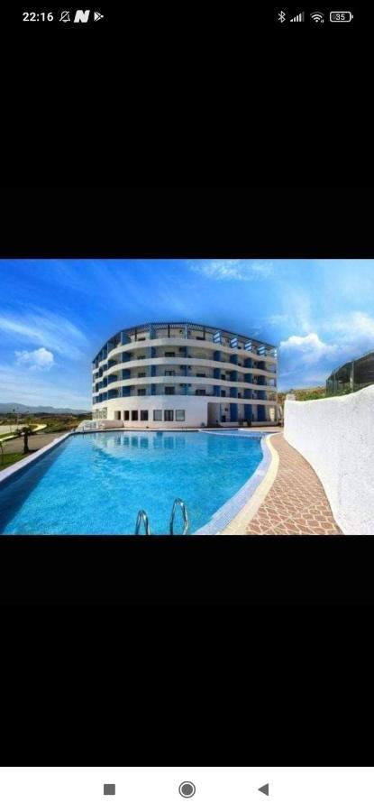 Studio Avec Piscine De Luxe Cabo Negro Kültér fotó