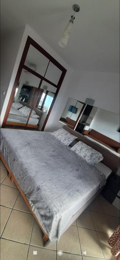 Studio Avec Piscine De Luxe Cabo Negro Kültér fotó